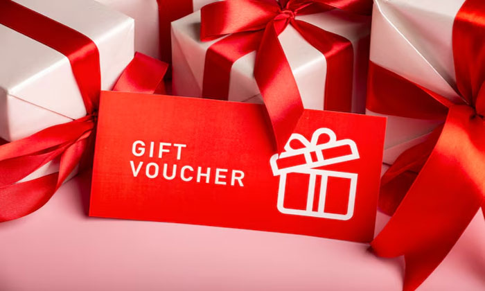 desain voucher yang menarik